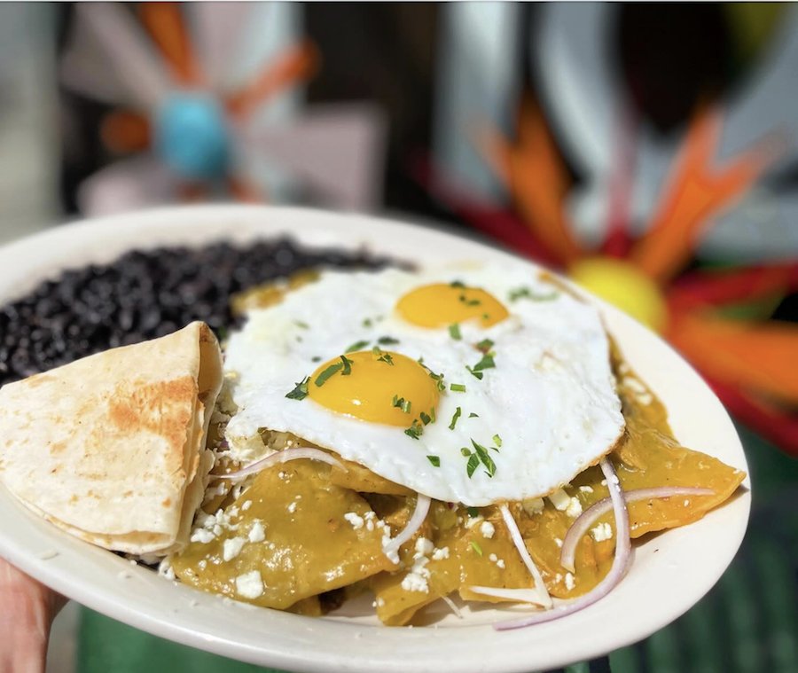 FLO Chilaquiles copia.png FLO Chilaquiles copia.png